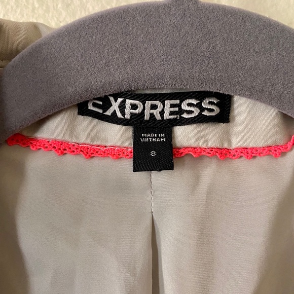 Express Ruched Cream Blazer - Picture 2 of 5